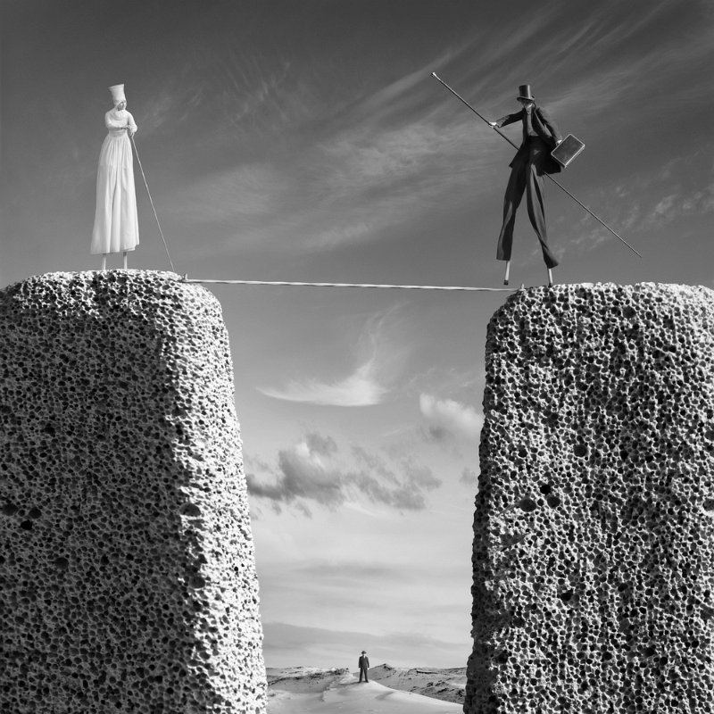 Guest-Host - Dariusz Klimczak